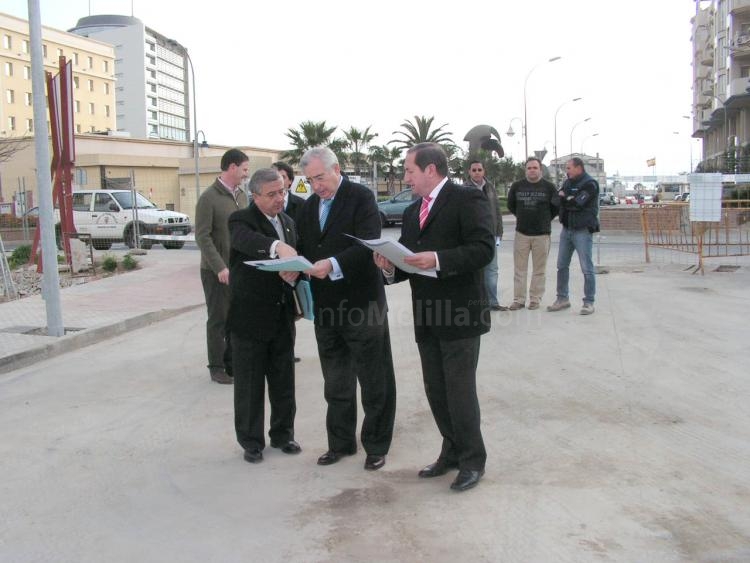 El día 15 de marzo se abrirán al tráfico los nuevos viales a la espalda de la Jefatura de Policía y del Cuarto Centro de Salud
