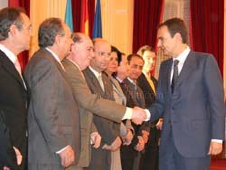 Zapatero durante su visita a Melilla en enero de 2006