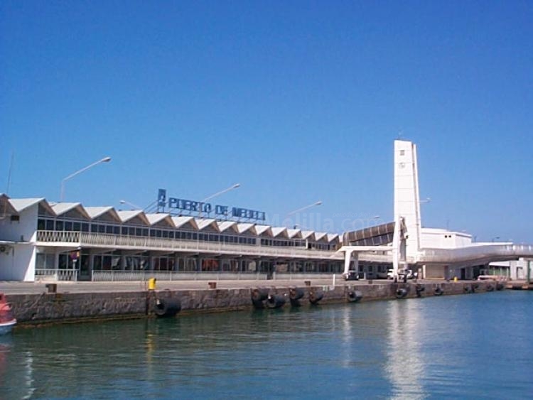 Vista frontal de la actual estación Marítima de Melilla