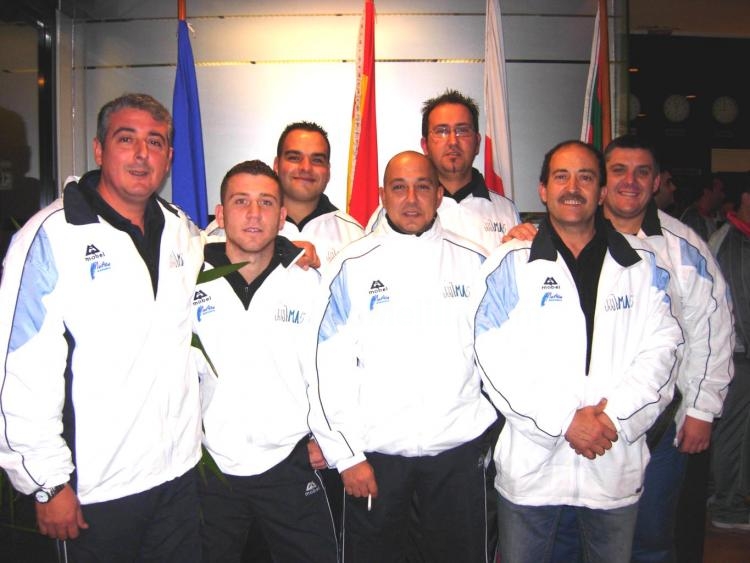 Equipo del Club "Jimas" que participa en el Campeonato de España en Benicassim