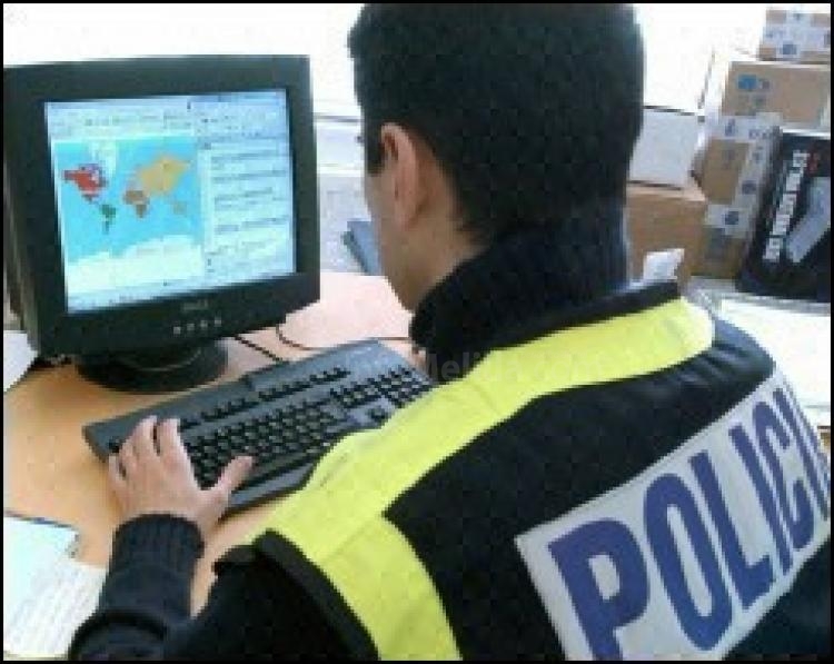Treinta y cuatro detenidos por distribuir y comprar pornografía infantil