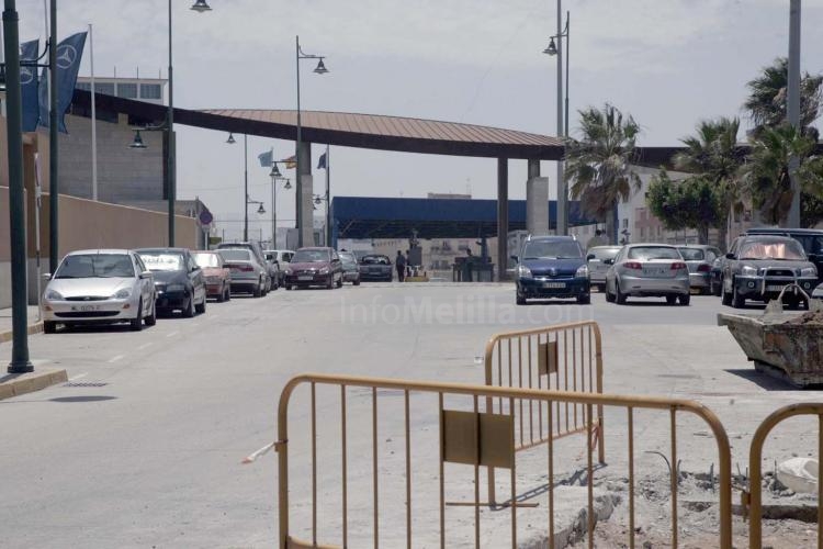 La Delegación del Gobierno asegura que el diálogo con Marruecos para hallar soluciones a la situación de la frontera es permanente