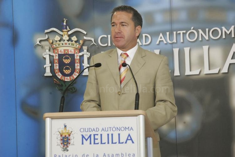La Ciudad Autónoma rechaza que el campo de golf afecte a la seguridad del aeropuerto