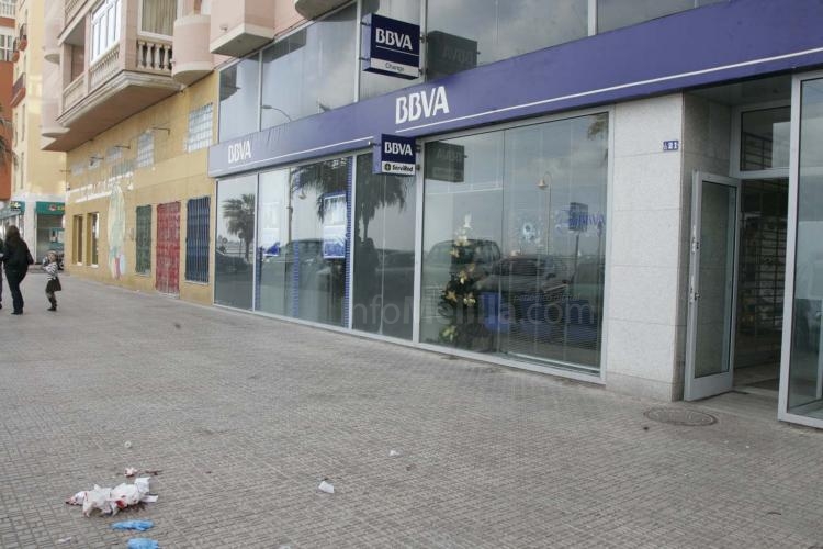 Herido grave el presidente del Melilla Baloncesto tras recibir 3 puñaladas en atraco