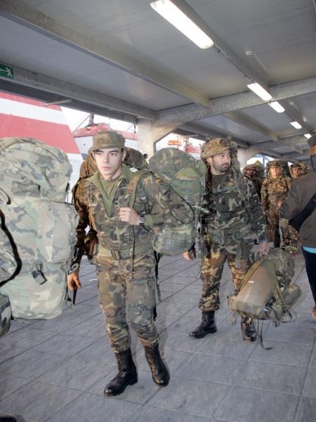 Unos 70 militares de la Agrupación "Peñón de Vélez" regresan a Melilla tras 4 meses en Kosovo