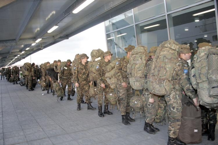 Unos 70 militares de la Agrupación "Peñón de Vélez" regresan a Melilla tras 4 meses en Kosovo
