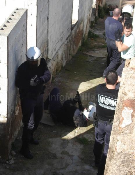 La Escuela de Seguridad Pública imparte un curso para mejorar las habilidades en detención
