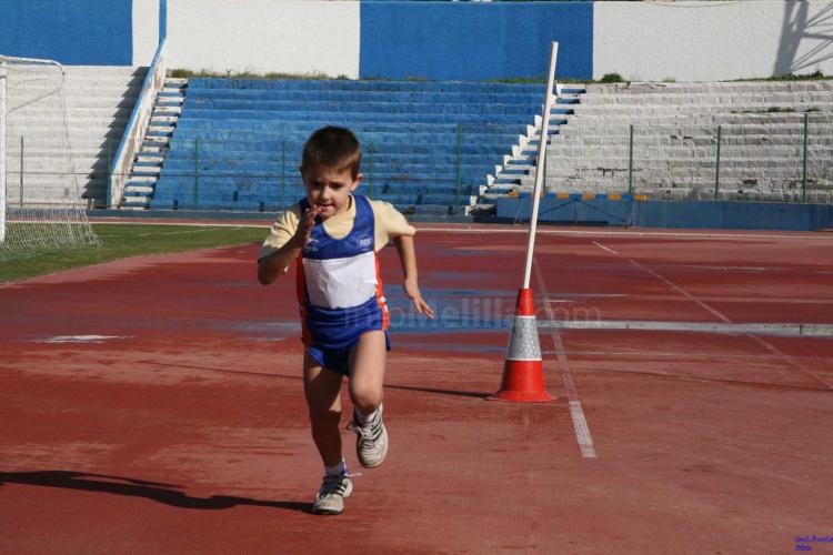 Atletismo (base): Buena jornada atlética la vivida este pasado fin de semana en las pistas del “Alvarez Claro”