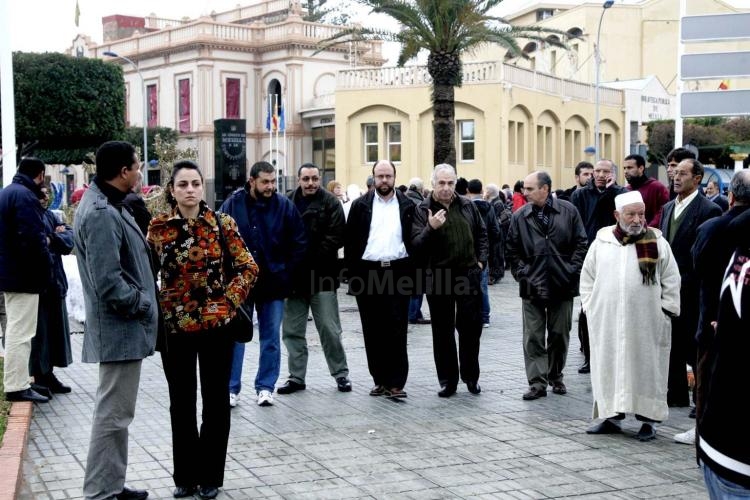 Más de 200 personas piden en Melilla el fin de la violencia en Gaza