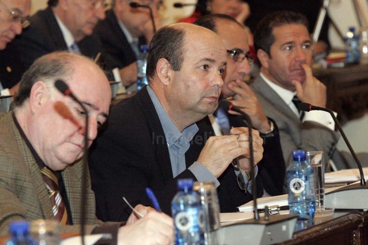 La Asamblea de Melilla aprueba por unanimidad el Presupuesto para 2009 y se compromete a establecer medidas concretas contra la pobreza