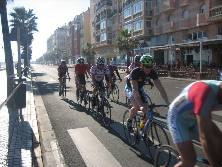 Ciclismo: Se pone punto y final por parte federativa al 2008 con la tradicional “Carrera del Pavo”