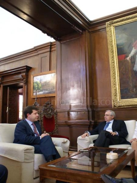 Imbroda defiende la conversión de Melilla en Patrimonio de la Humanidad durante la inauguración en Toledo de la exposición 'Joyas del Rif'