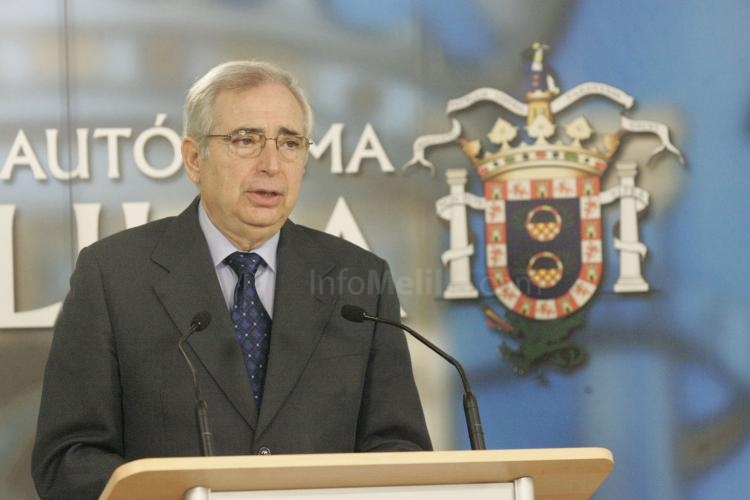 Imbroda cree que resultados en P. Vasco y Galicia son "un aviso a navegantes"