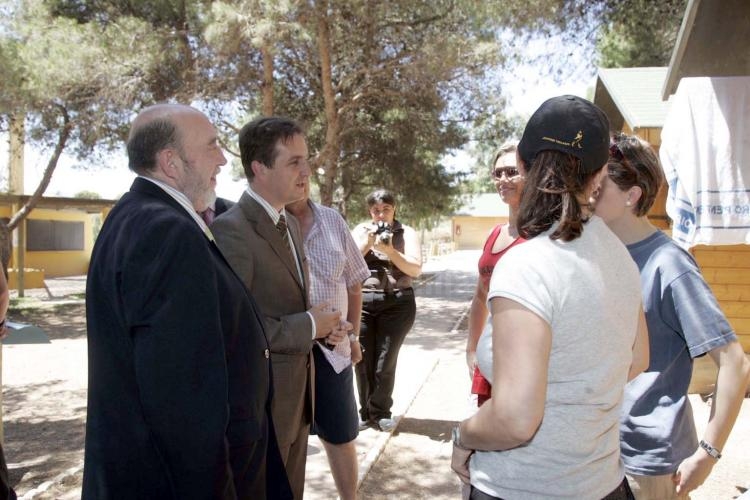 Un proyecto de reinserción permite el encuentro al aire libre de 10 presos con sus familias