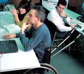 Cae el número de contratos para personas con diferentes tipos de discapacidad