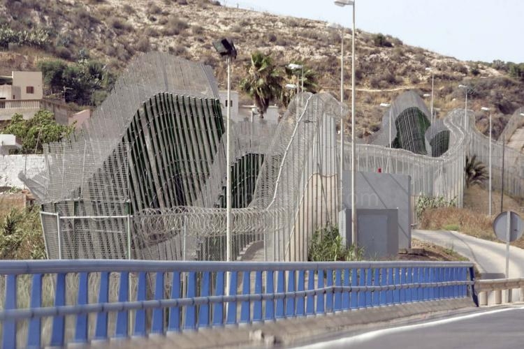 El director general de Infraestructuras del Ministerio del Interior, satisfecho con el trabajo remodelación y refuerzo del perímetro fronterizo de Mel