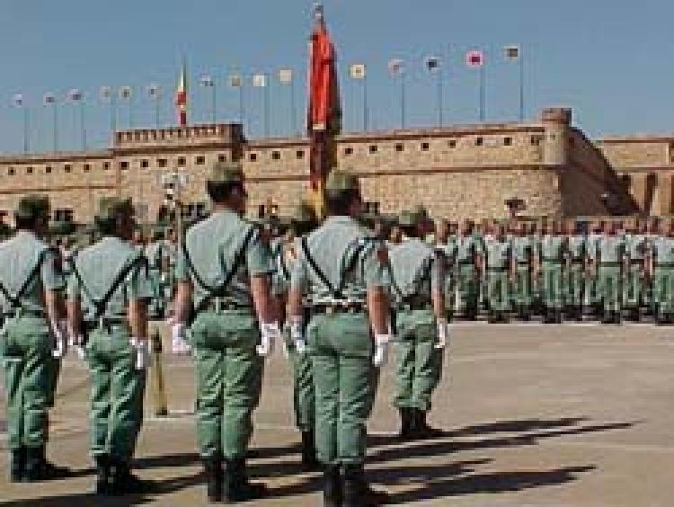Imbroda solicitará en el Senado la devolución de la II Bandera del Tercio 'Gran Capitán' 1º de la Legión disuelta hace más de un mes