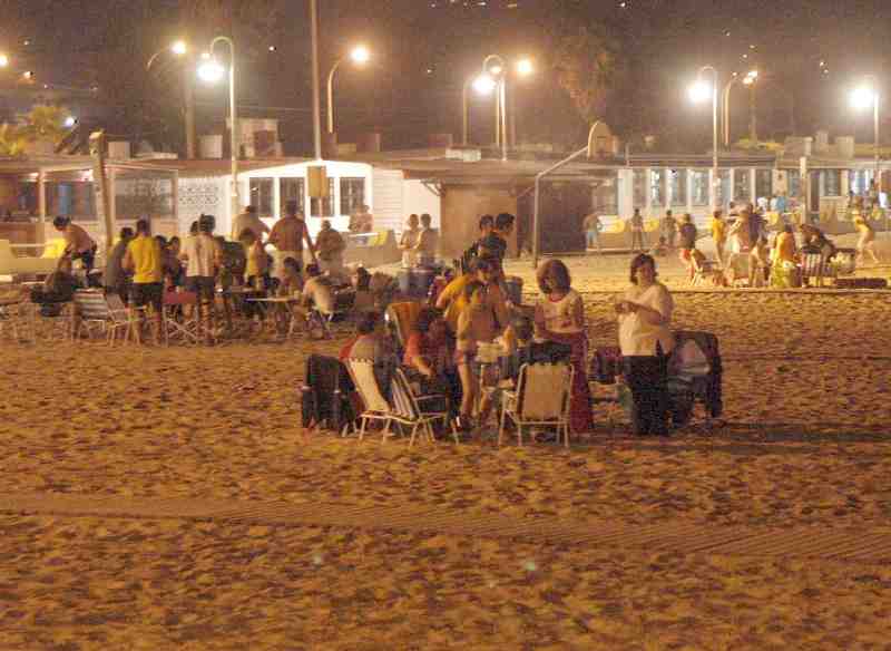 San Juan traslada a Melilla la magia de las noches alegres y cargadas de esperanza