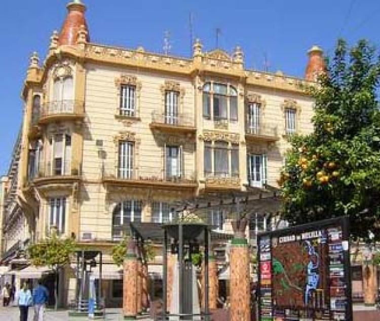 Los empresarios melillenses garantizan la sucesión familiar en el futuro de sus comercios