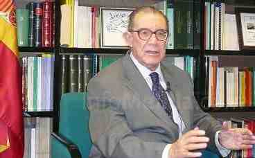 Juan Velarde, Premio Príncipe de Asturias de Ciencias Sociales