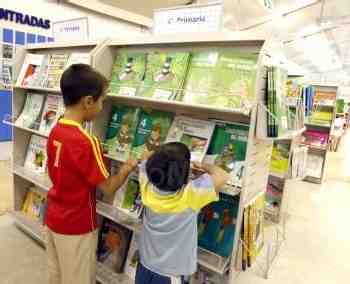 El PSOE critica la "falta de voluntad" del Gobierno para garantizar los libros de texto gratis