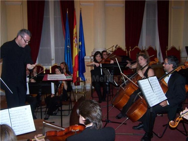 La Orquesta Sinfónica ofrece el viernes un concierto con el estreno de una obra compuesta por el melillense Salvador Bellido
