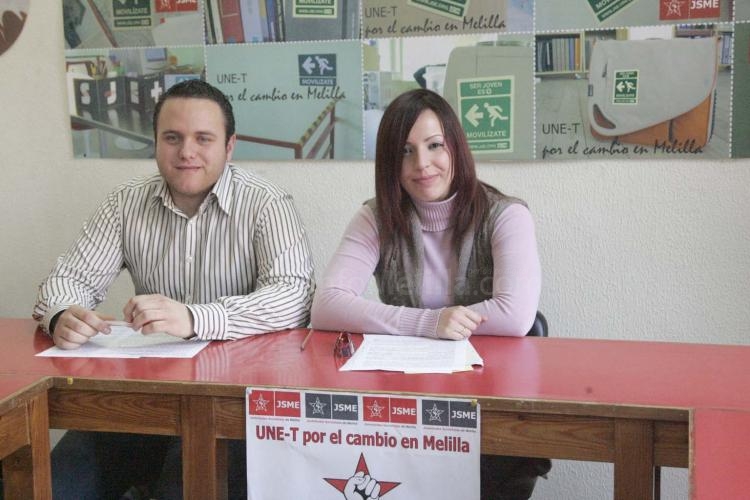 Yunaida Bagdad (derecha), secretaria de Política Institucional de JSME