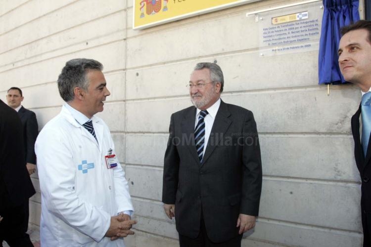El ministro de Sanidad inaugura el centro de transfusión del del nuevo Centro de Salud de Melilla