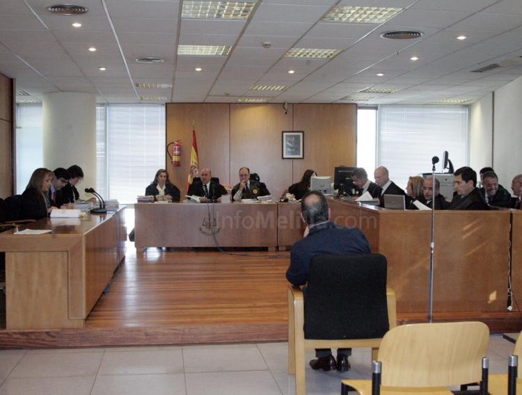 Condenado a seis años un funcionario de Justicia por malversación y falsedad