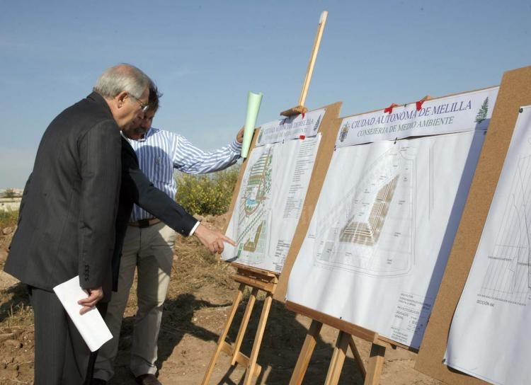 Colocada la primera piedra de los nuevos viveros municipales en la segunda fase de la Granja Agrícola