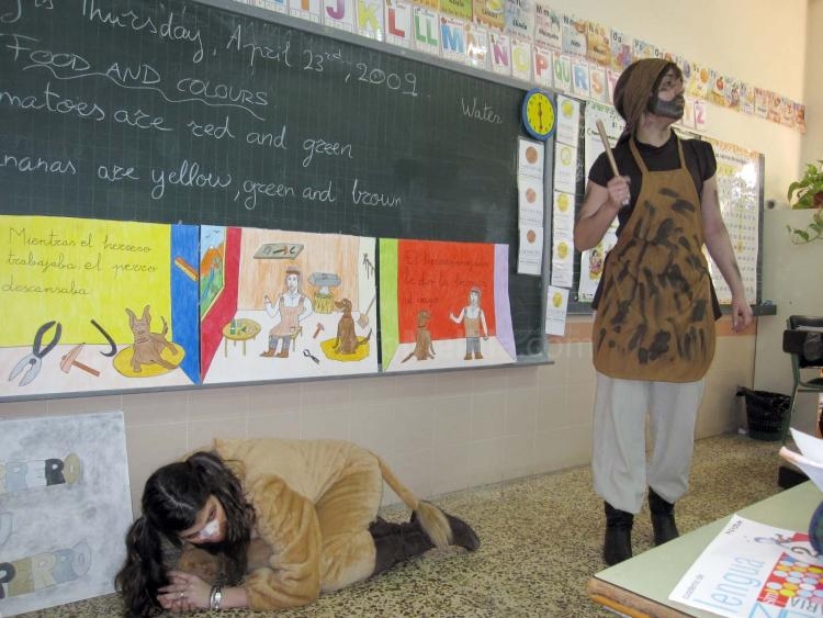 El Colegio Anselmo Pardo celebró el Día del Libro con actividades plásticas relacionadas con fábulas conocidas