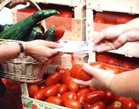 La cesta de la compra de las melillenses baja un 1,1 por ciento en julio