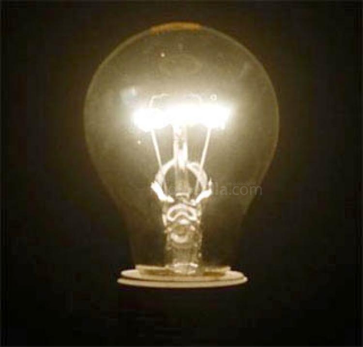 El precio de la luz sube un 17,5 por ciento en los hogares melillenses en menos de un año