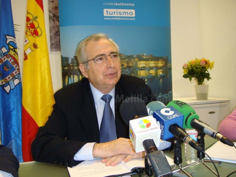 Imbroda confía en que 2009 sea el año del despegue del turismo en Melilla