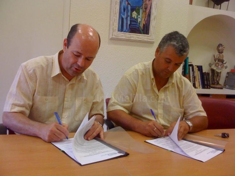 Momento de la firma del convenio