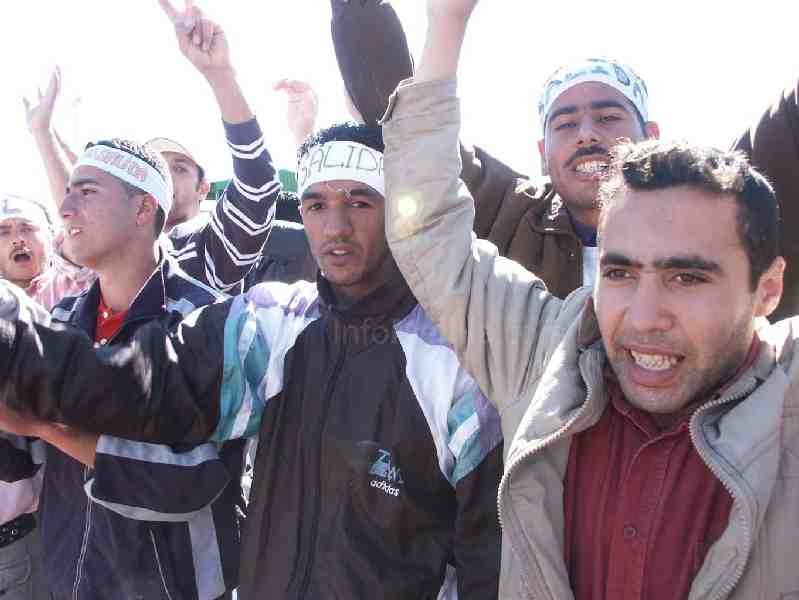Inmigrantes argelinos en una de las concentraciones protagonizadas en Melilla en los últimos años