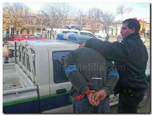 La Policía Local detiene a un marroquí como presunto autor del robo de un ciclomotor