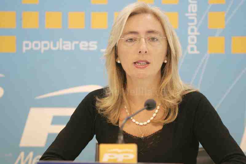 María del Carmen Dueñas, senadora melillense