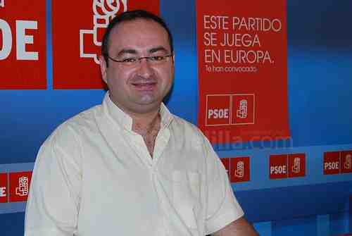 Robles destaca el impulso de Zapatero a la Educación en Melilla con los nuevos ciclos formativos
