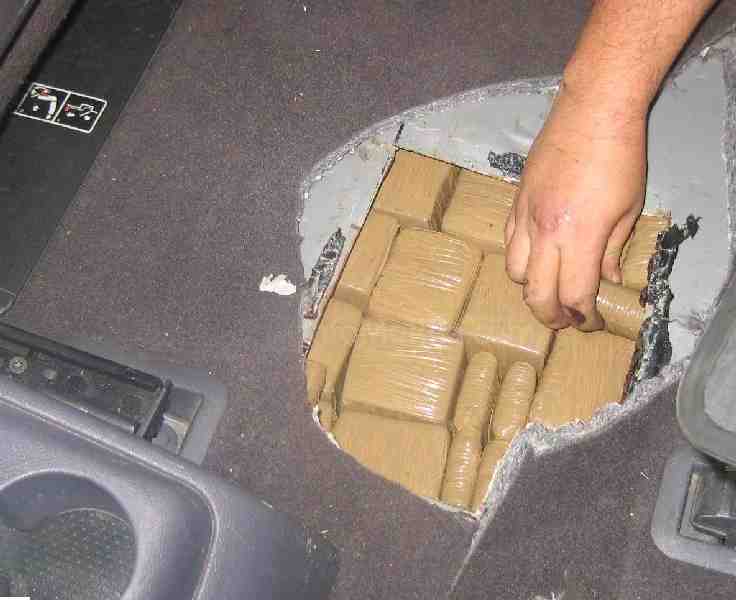 La Guardia Civil interviene 41 kilos de hachís en un vehículo con destino a Almería