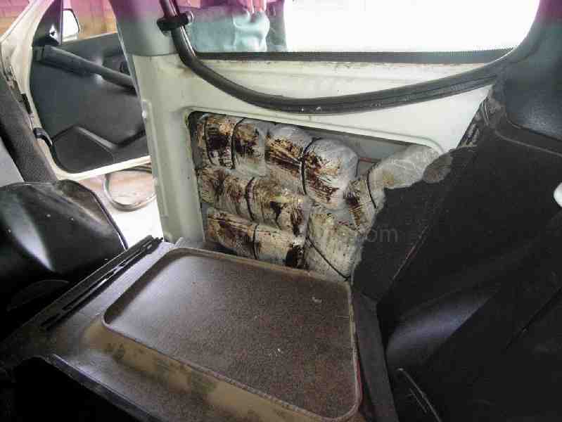 Seis detenidos en el puerto de Melilla con unos 34 kilos de droga ocultos
