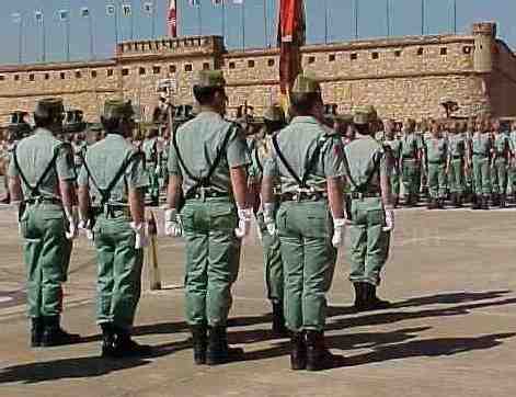 Defensa ofrece 190 plazas para 'metopas' en Regulares y el Tercio Gran Capitán