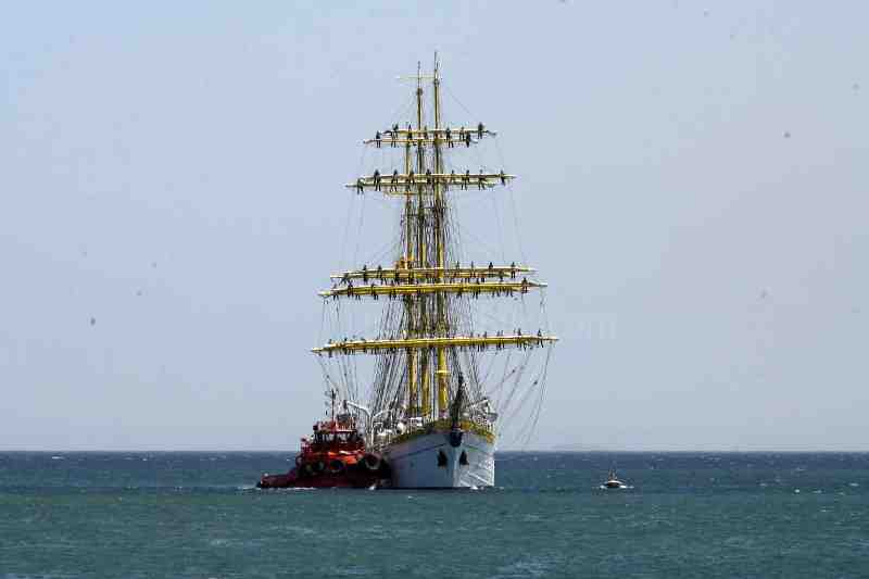Llega a Melilla el "Mircea", un buque-escuela de la armada rumana