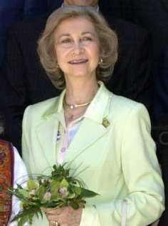 Melilla manifiesta su intención de invitar a la Reina Doña Sofía a la inauguración del Teatro Kursaal a finales de 2010