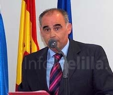 Guerra critica la gestión económica del PSOE a nivel nacional y la local del Partido Popular