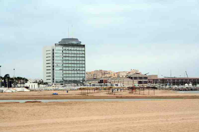 Las playas afectadas por el temporal dispondrán de todos los servicios para el baño en el plazo de un mes