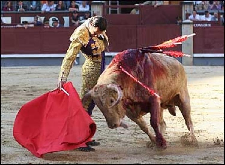 David Mora recibirá un galardón por su triunfo en la Feria de 2008