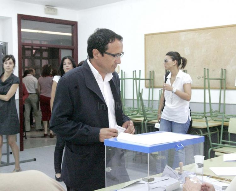 Muñoz confía en que los melillenses sean conscientes de la importancia de las elecciones europeas y acudan a los colegios electorales