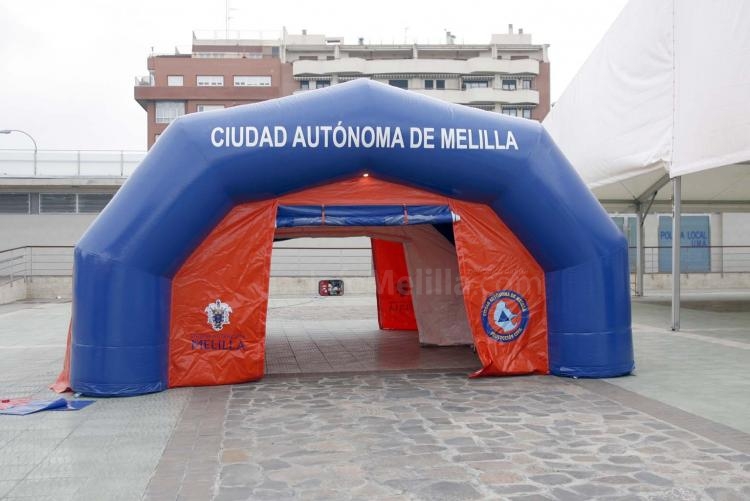 Protección Civil presenta la nueva unidad médica avanzada que ayudará a hacer frente a posibles situaciones extremas o catástrofes en la ciudad