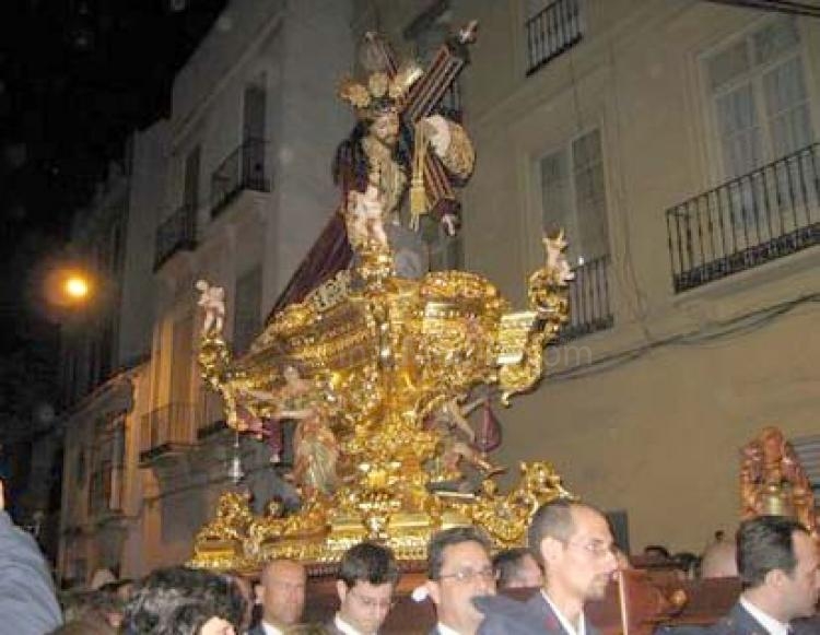 Tradicional potaje de Semana Santa en la Casa de Melilla en Málaga